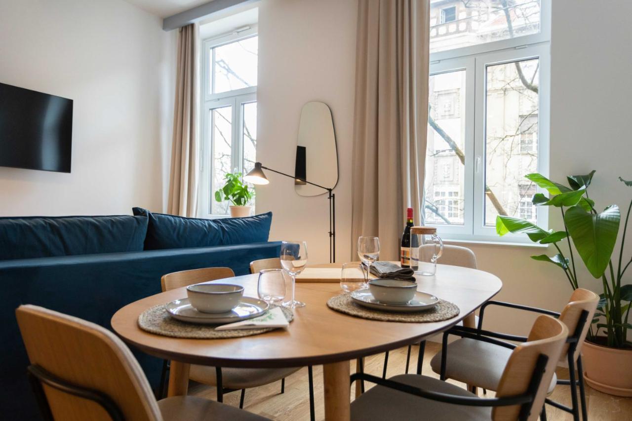 Flok Design Apartments- Botanical Garden Zagreb Luaran gambar