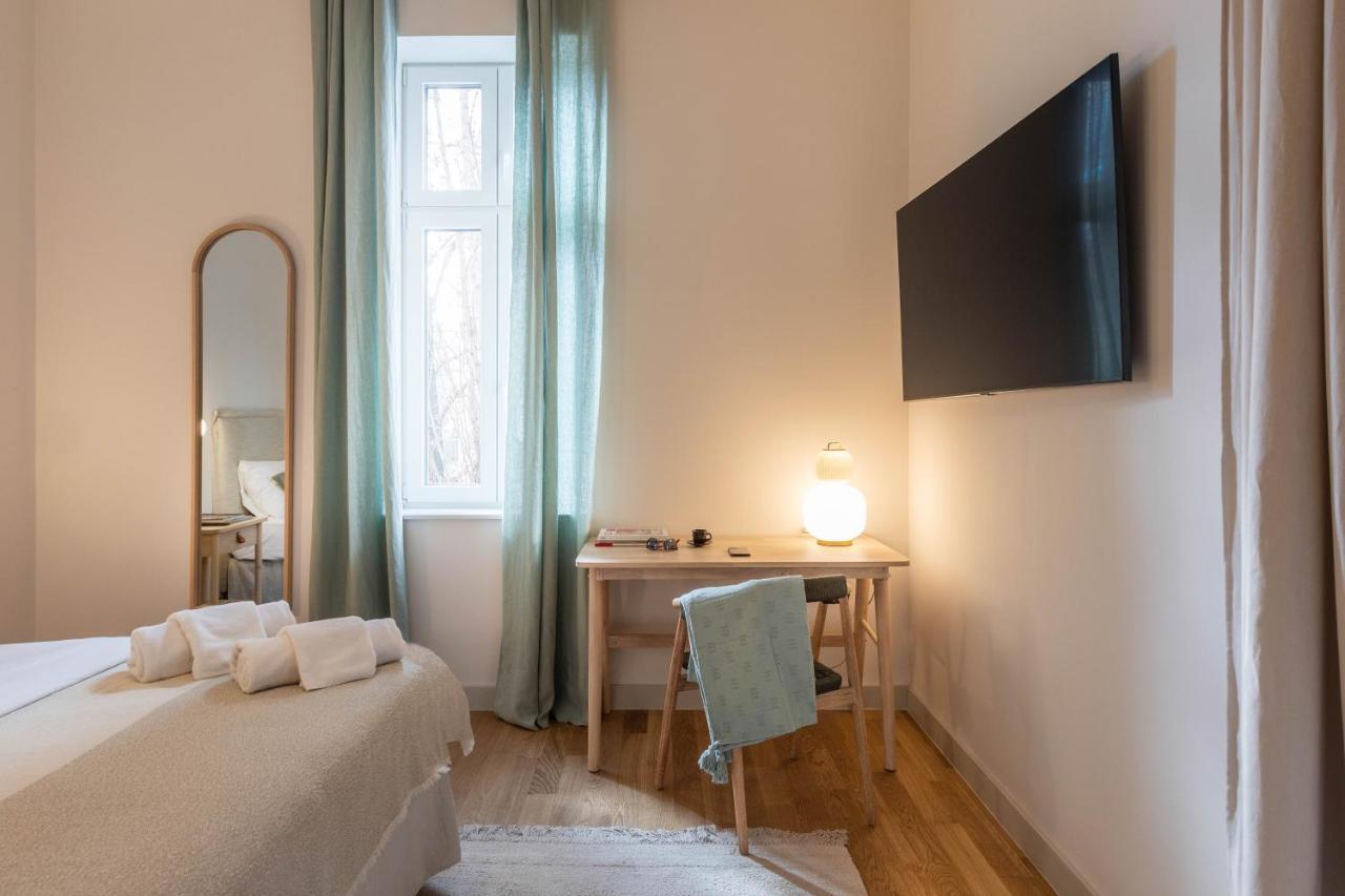Flok Design Apartments- Botanical Garden Zagreb Luaran gambar
